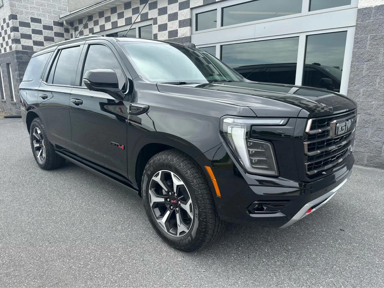 gmc yukon 2026 1GKS2VKL8TR138459 image gmc yukon 2026 1GKS2VKL8TR138459 image