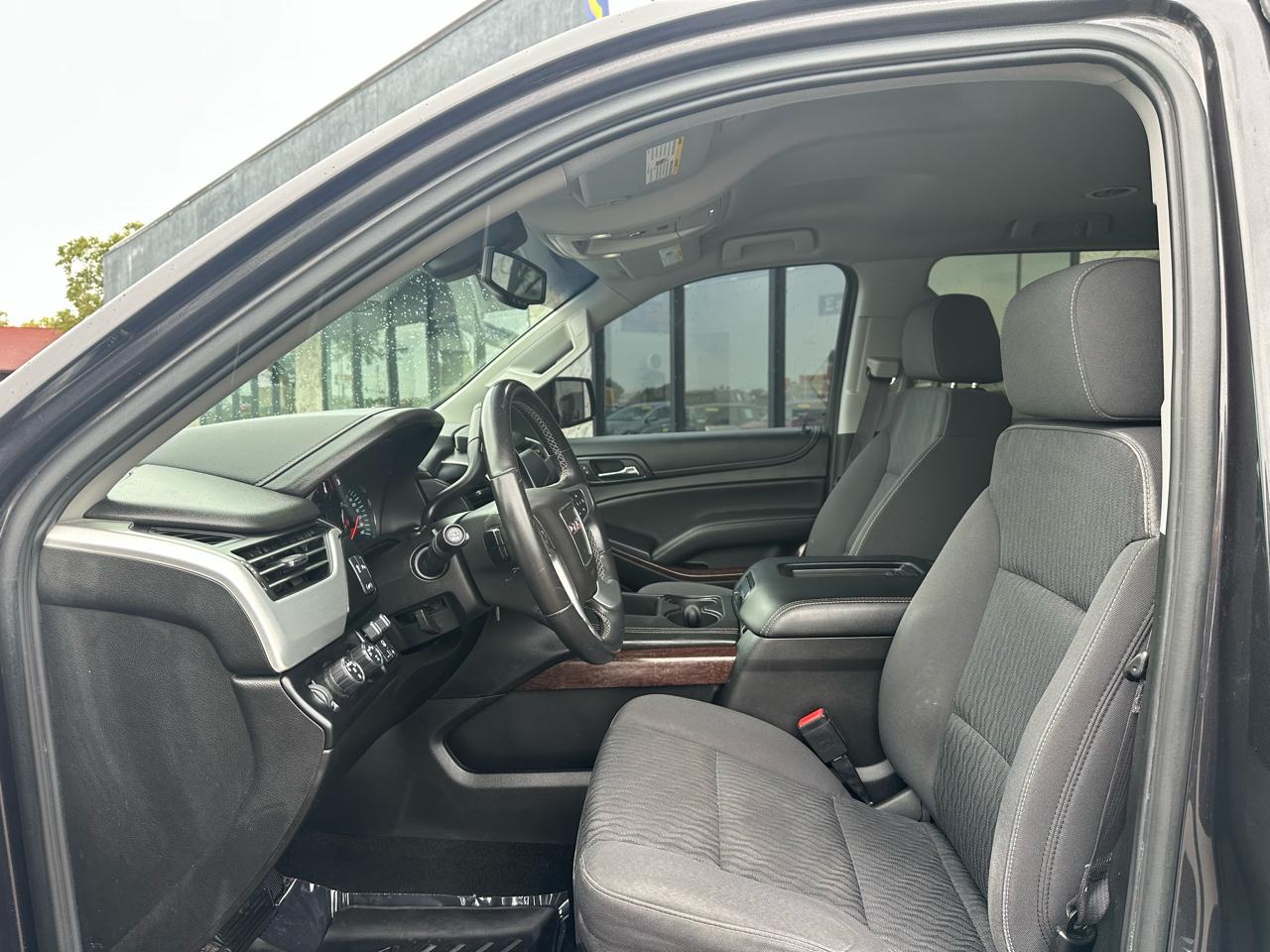gmc yukon 2017 1GKS2AKC7HR294816 image gmc yukon 2017 1GKS2AKC7HR294816 image