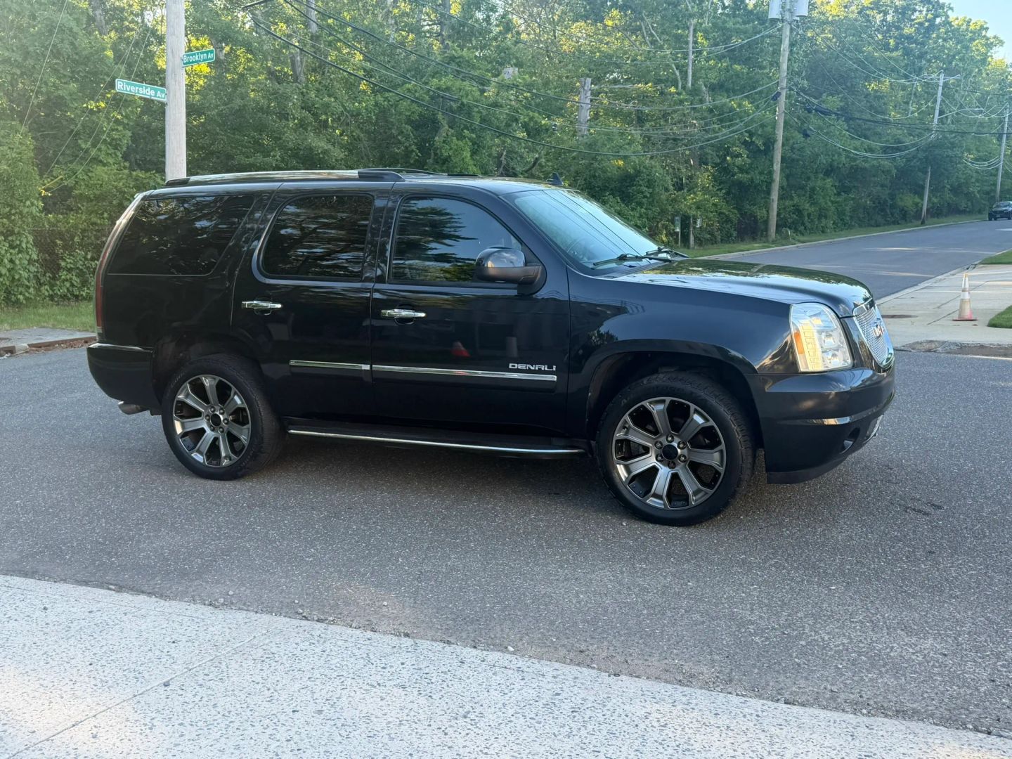 gmc yukon 2012 1GKS2EEF0CR209398 image gmc yukon 2012 1GKS2EEF0CR209398 image