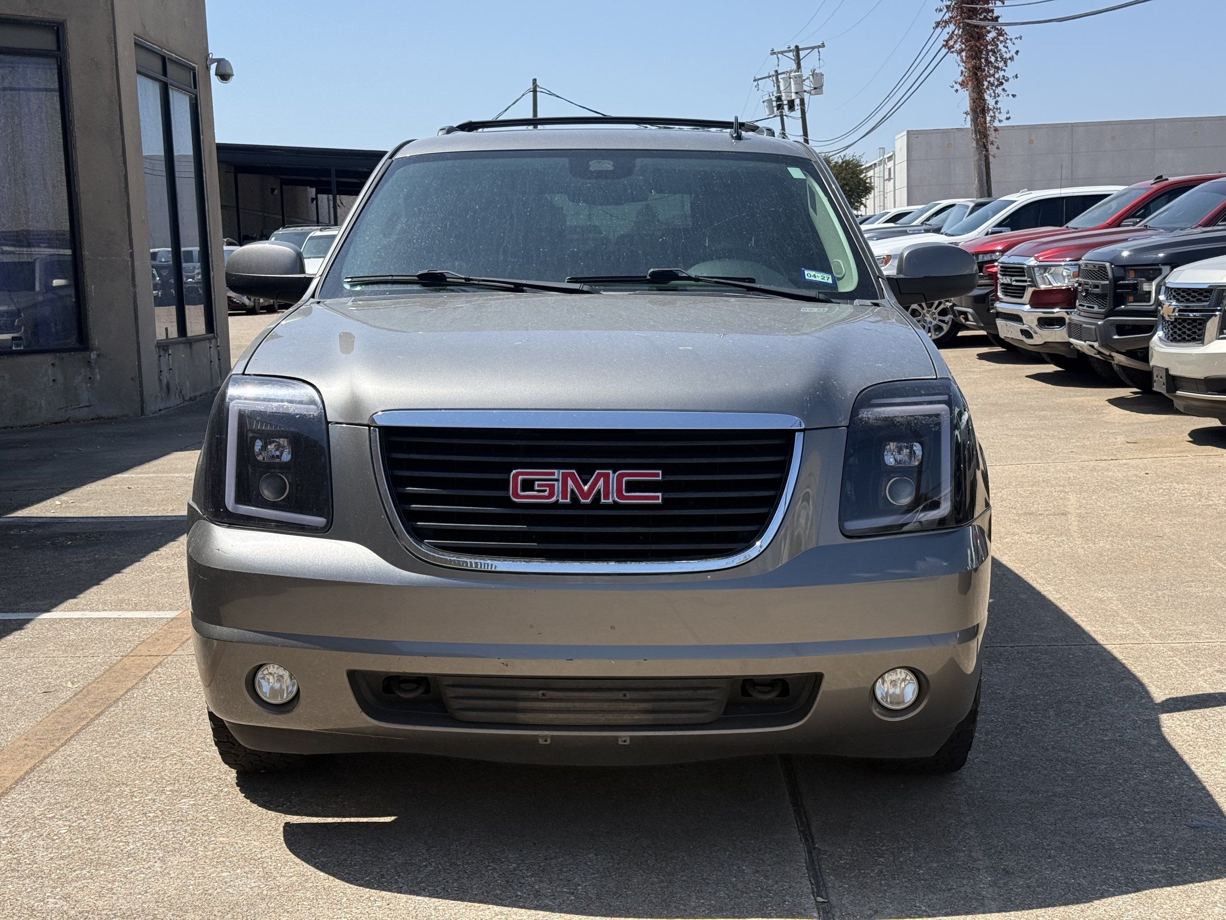 gmc yukon 2012 1GKS2CE09CR206824 image gmc yukon 2012 1GKS2CE09CR206824 image