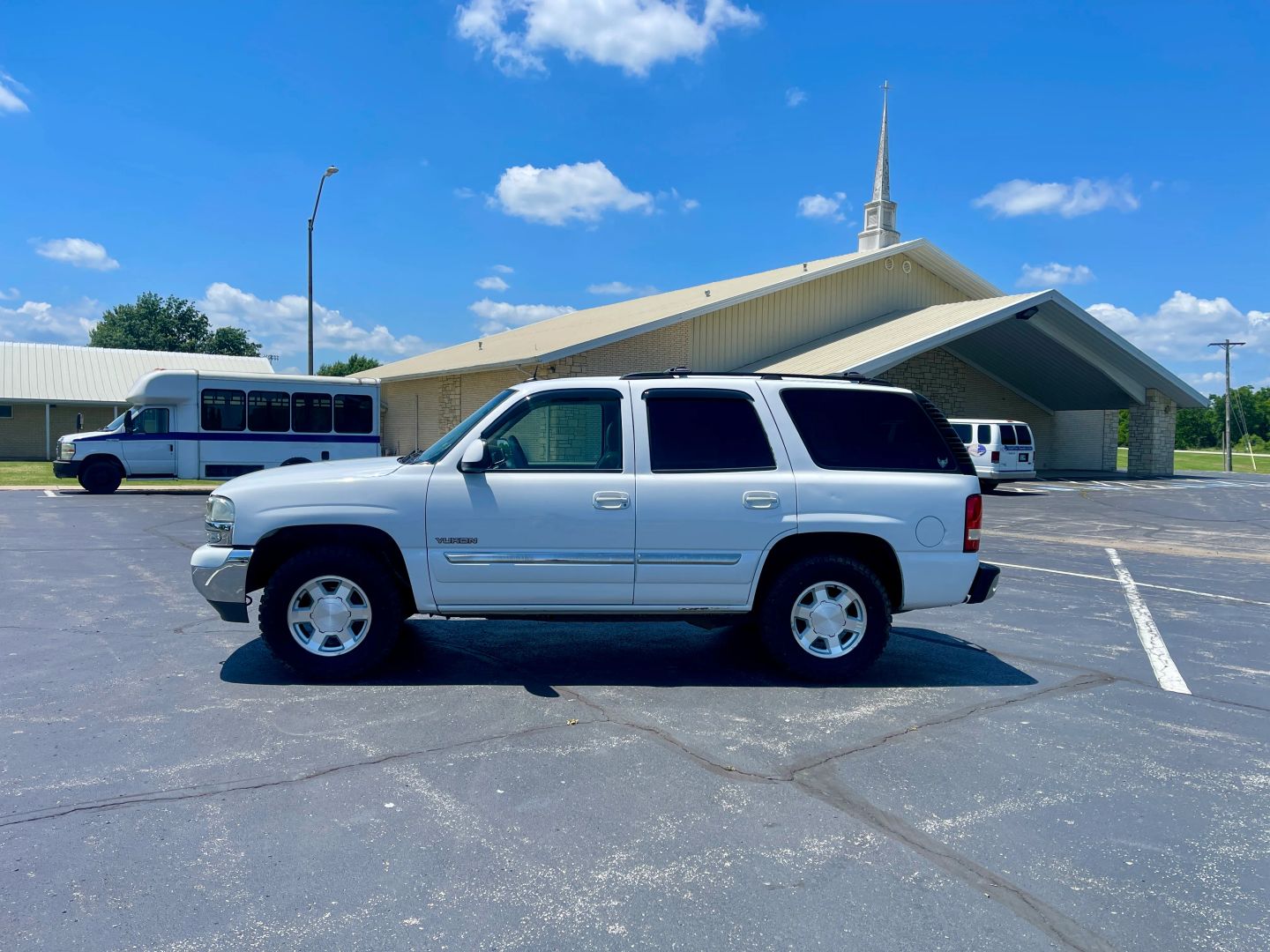 gmc yukon 2004 1GKEK13Z24R200089 image gmc yukon 2004 1GKEK13Z24R200089 image