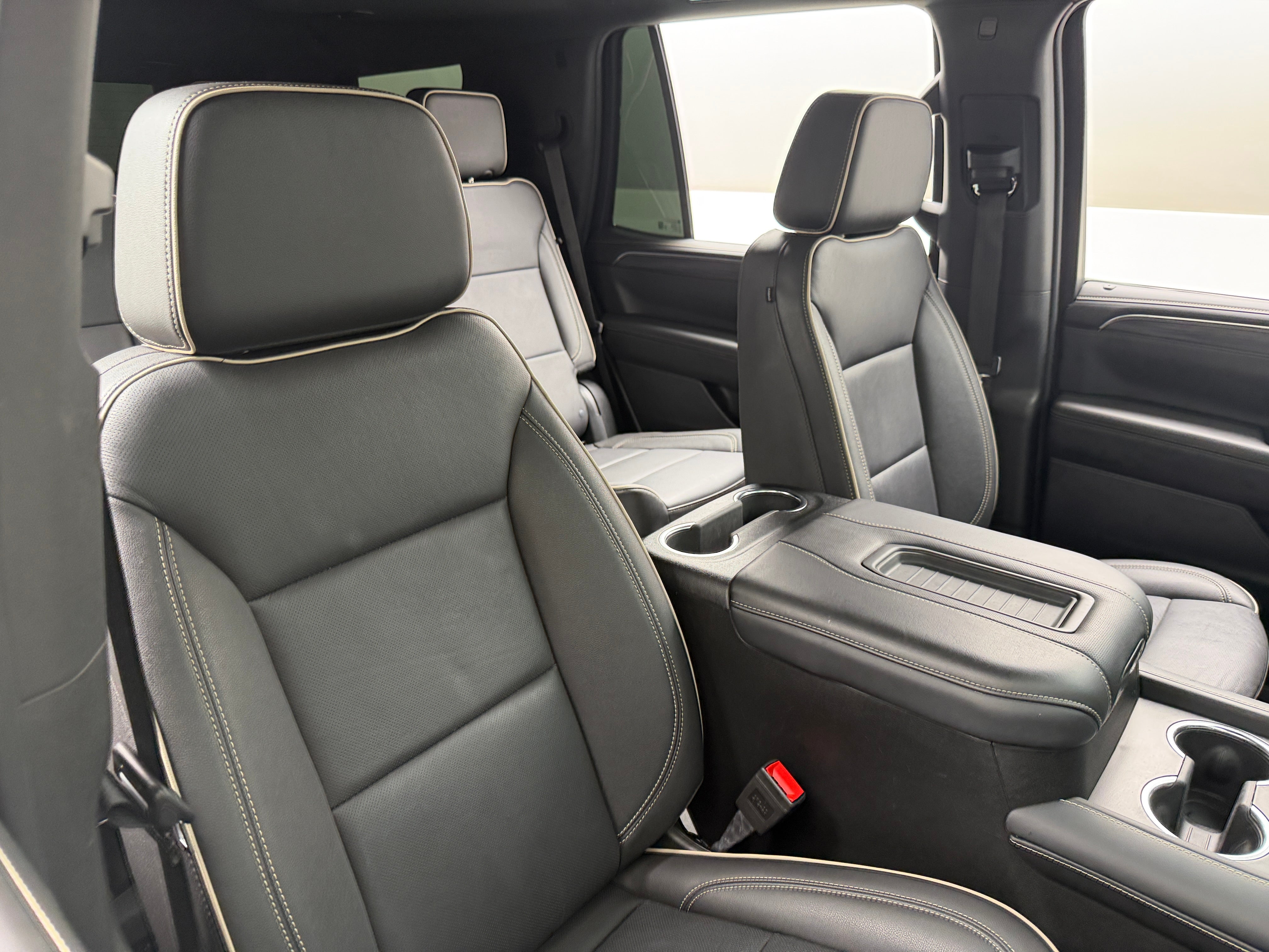 gmc yukon 2024 1GKS1BKD2RR335016 image gmc yukon 2024 1GKS1BKD2RR335016 image