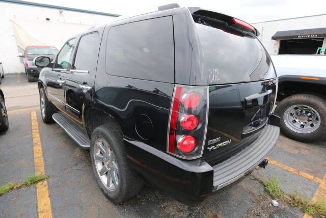 gmc yukon 2011 1GKS2EEF4BR316520 image gmc yukon 2011 1GKS2EEF4BR316520 image