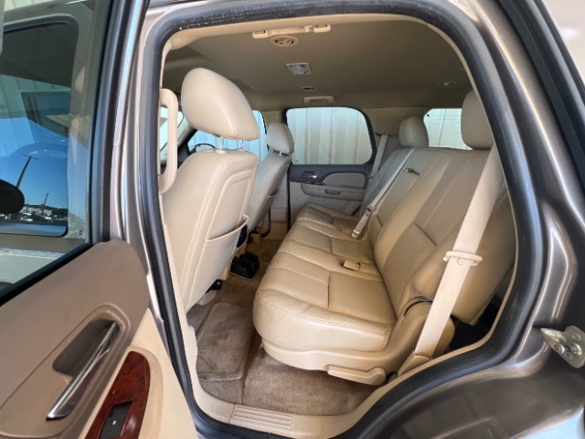 gmc yukon 2011 1GKS1CE03BR206643 image gmc yukon 2011 1GKS1CE03BR206643 image