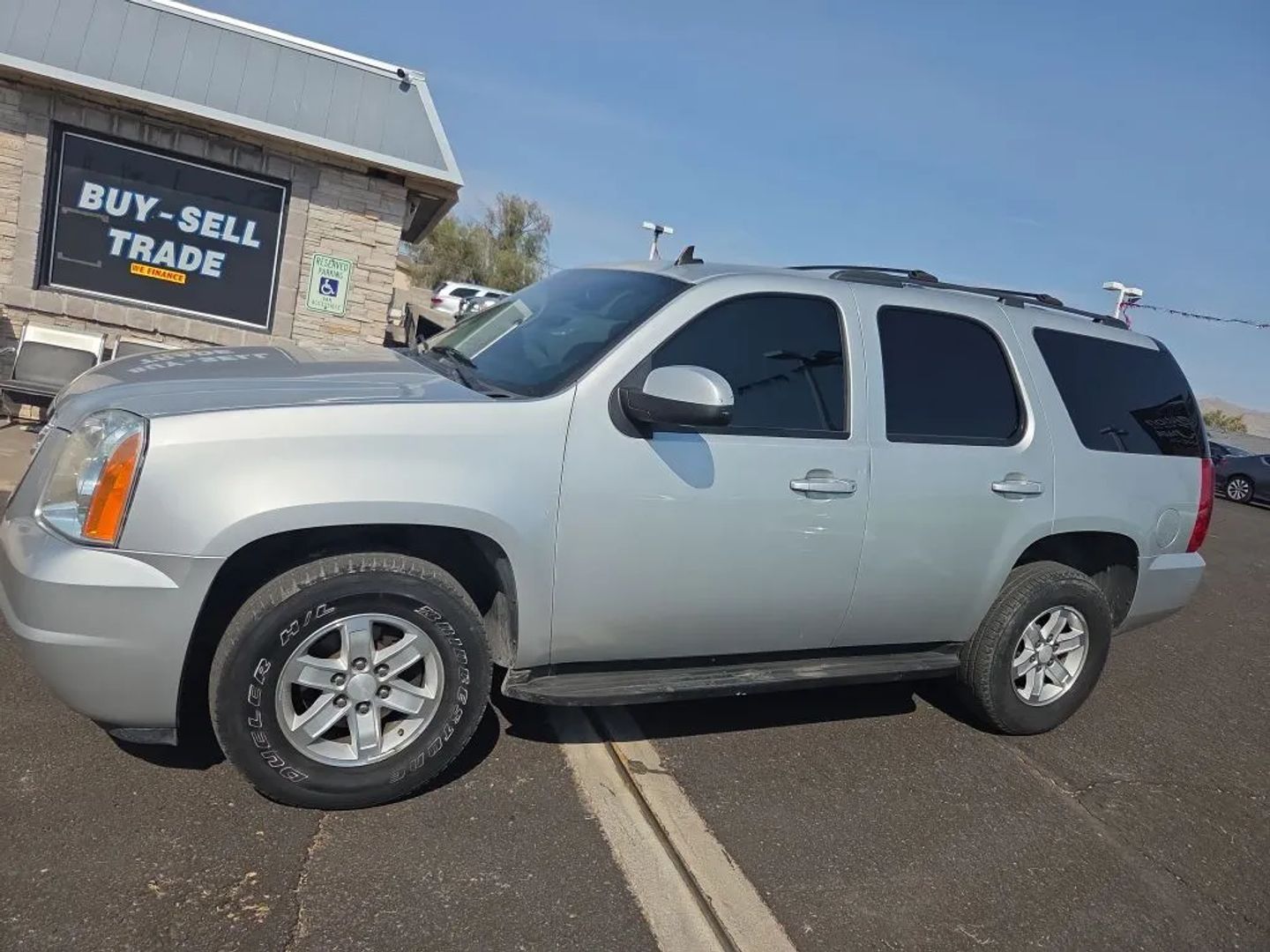 gmc yukon 2013 1GKS1CE01DR340702 image gmc yukon 2013 1GKS1CE01DR340702 image