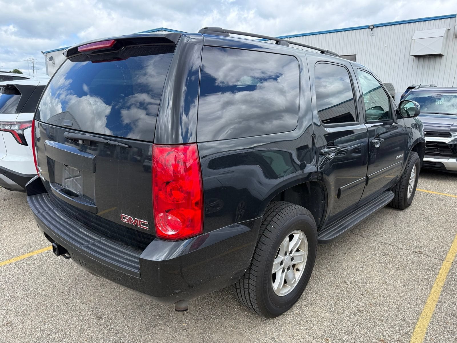 gmc yukon 2010 1GKUKAE08AR171588 image gmc yukon 2010 1GKUKAE08AR171588 image