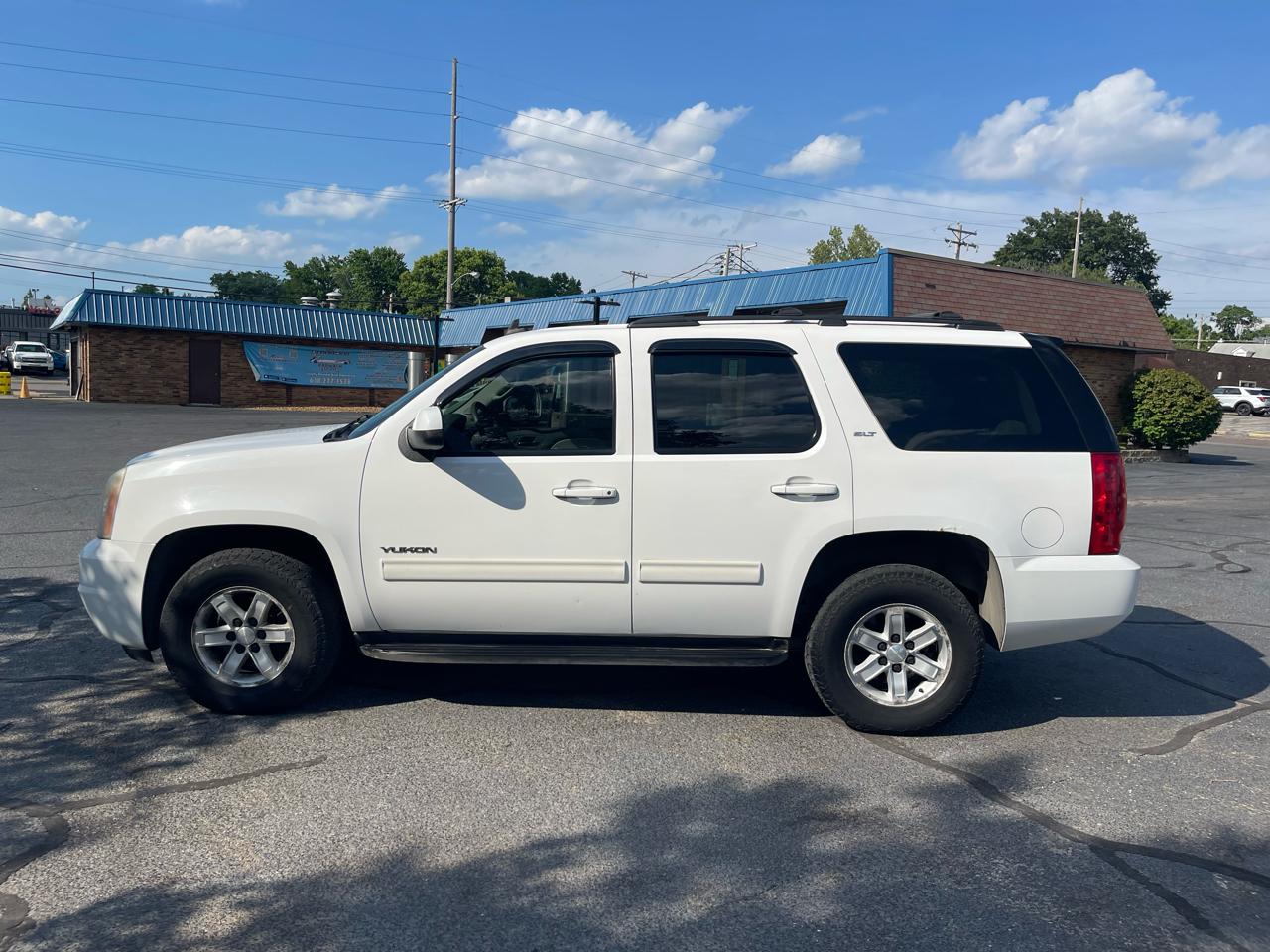 gmc yukon 2010 1GKUKCE07AR245465 image gmc yukon 2010 1GKUKCE07AR245465 image