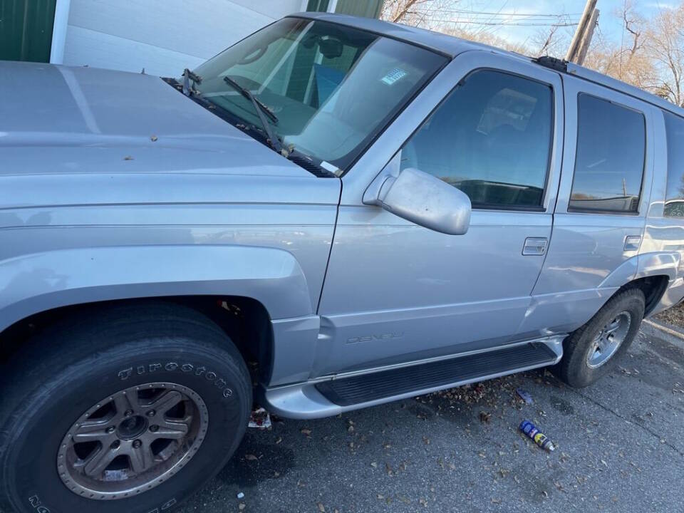gmc yukon 2000 1GKEK13R9YR124778 image gmc yukon 2000 1GKEK13R9YR124778 image
