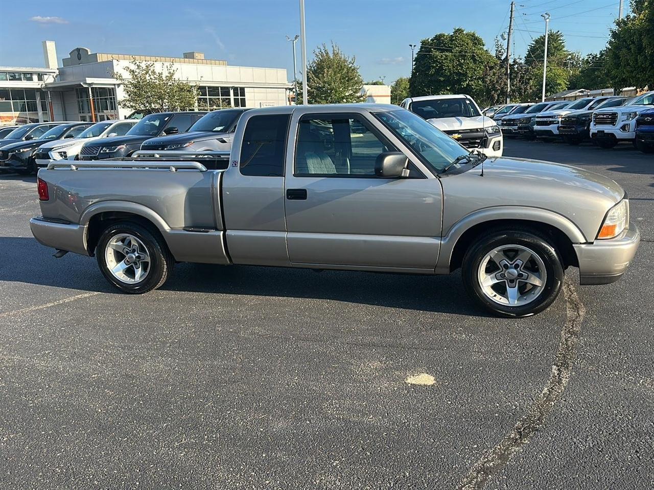 gmc sonoma 2001 1GTCS195218197378 image gmc sonoma 2001 1GTCS195218197378 image