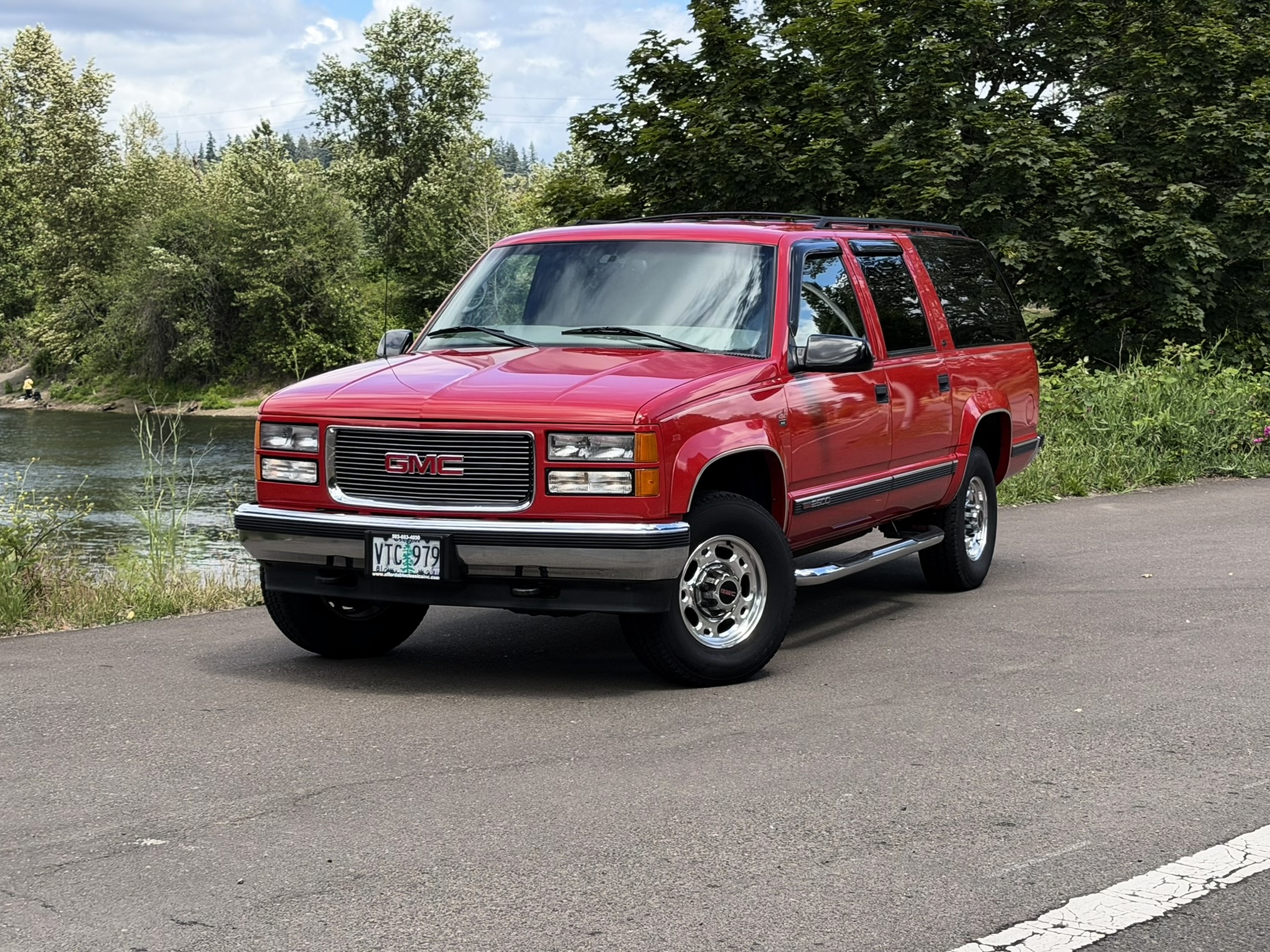 gmc suburban 1997 3GKGK26J7VG522930 image gmc suburban 1997 3GKGK26J7VG522930 image