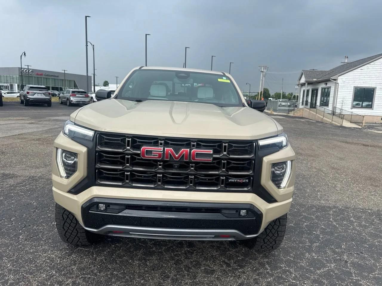 gmc canyon 2023 1GTP6EEK7P1211043 image gmc canyon 2023 1GTP6EEK7P1211043 image