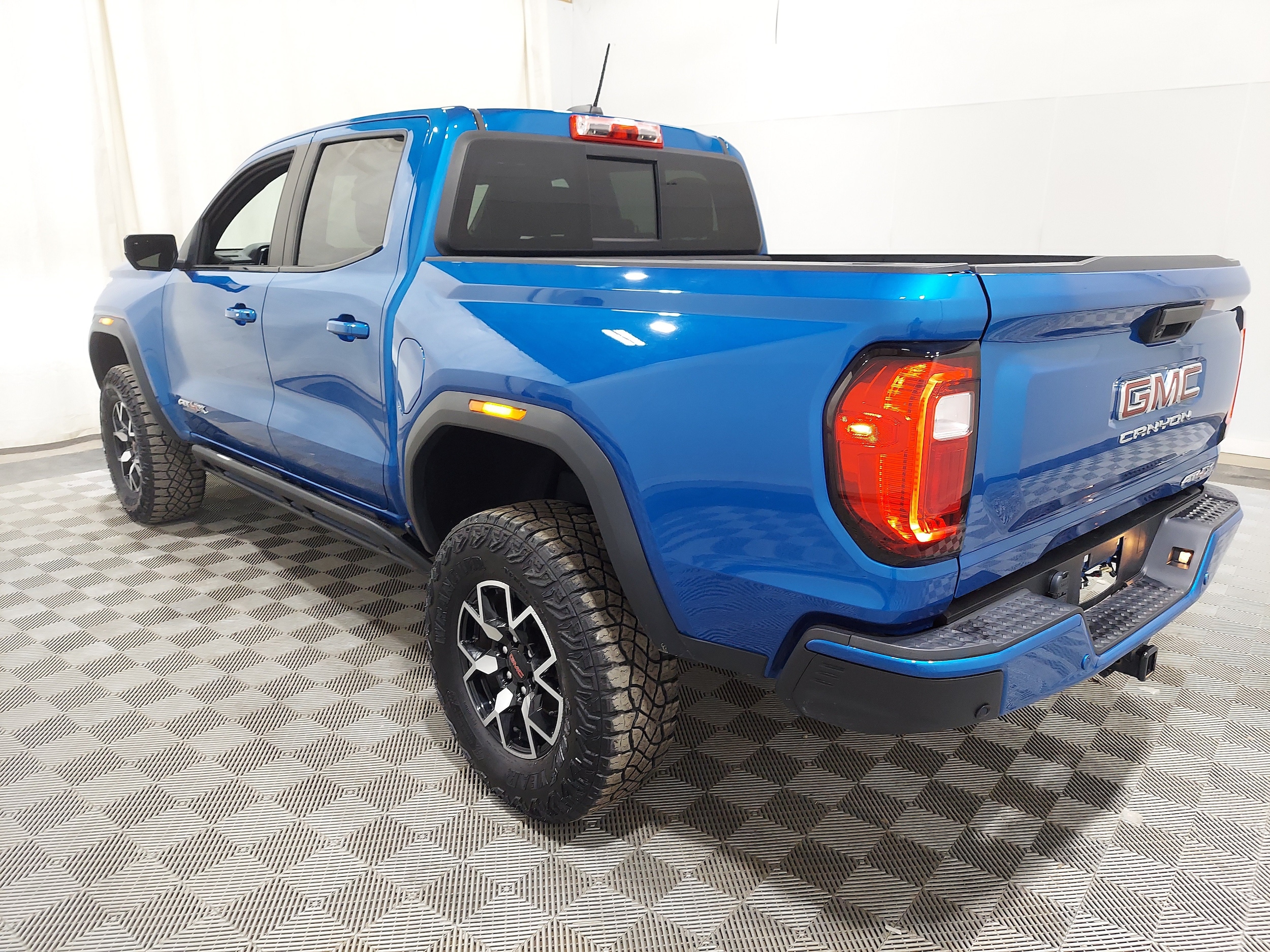 gmc canyon 2023 1GTP6EEK8P1263913 image gmc canyon 2023 1GTP6EEK8P1263913 image