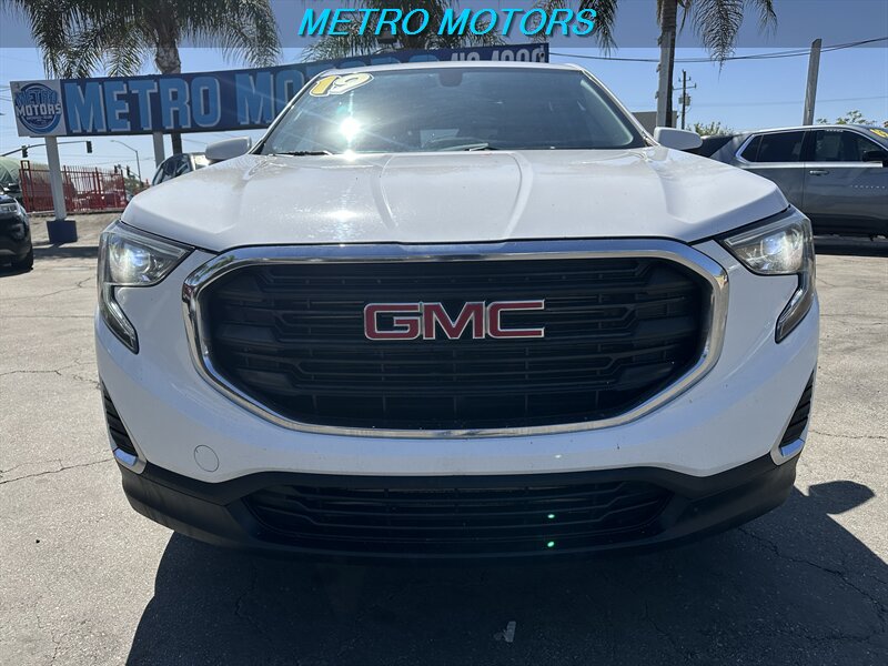 gmc terrain 2019 3GKALMEV4KL130400 image gmc terrain 2019 3GKALMEV4KL130400 image