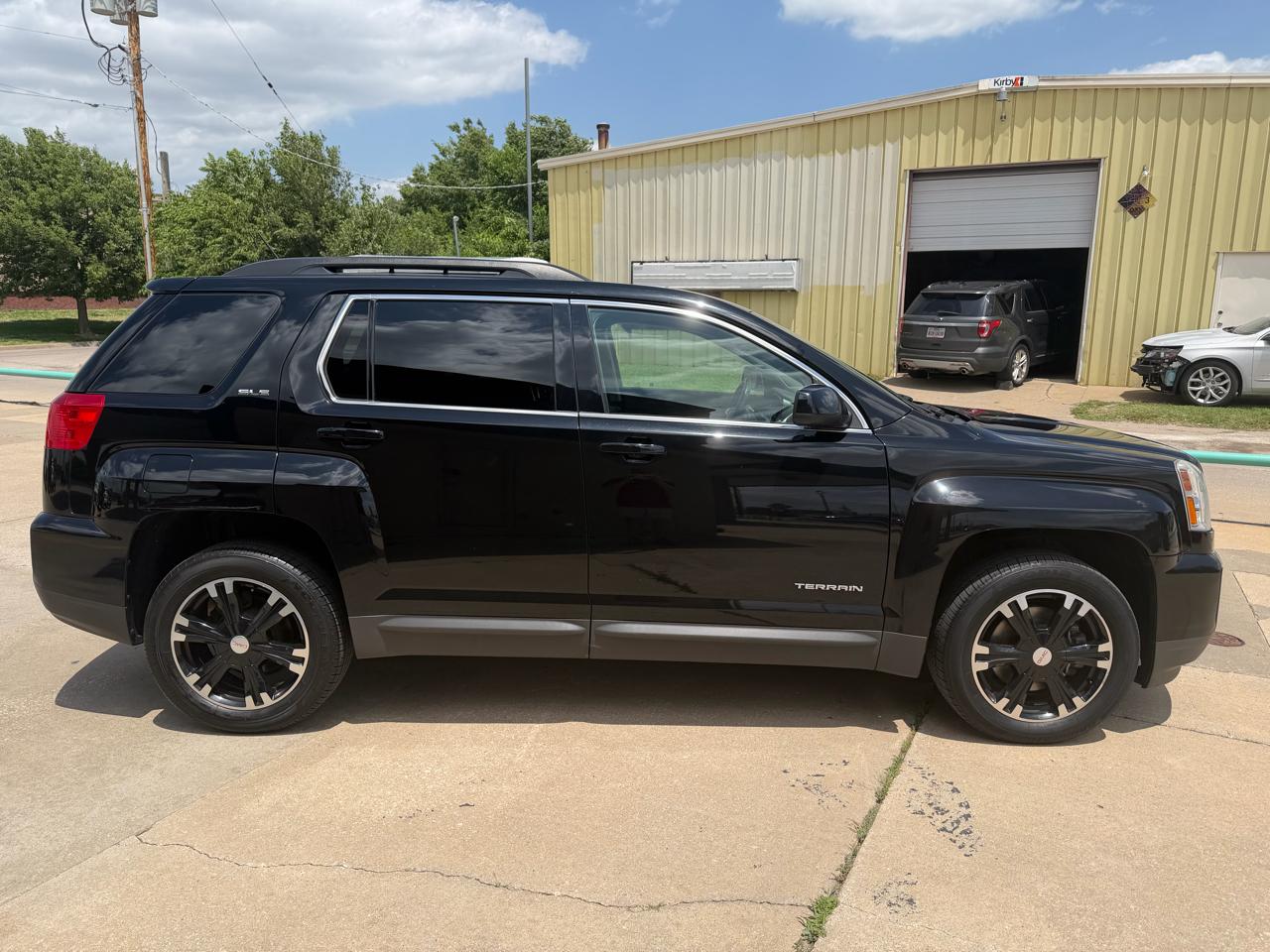 gmc terrain 2017 2GKFLTE39H6184559 image gmc terrain 2017 2GKFLTE39H6184559 image