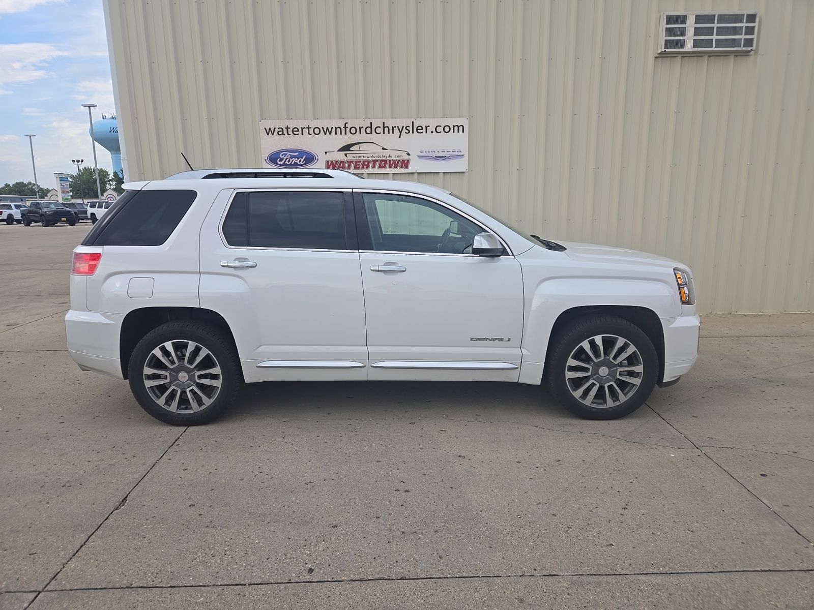 gmc terrain 2017 2GKFLVE36H6204021 image gmc terrain 2017 2GKFLVE36H6204021 image
