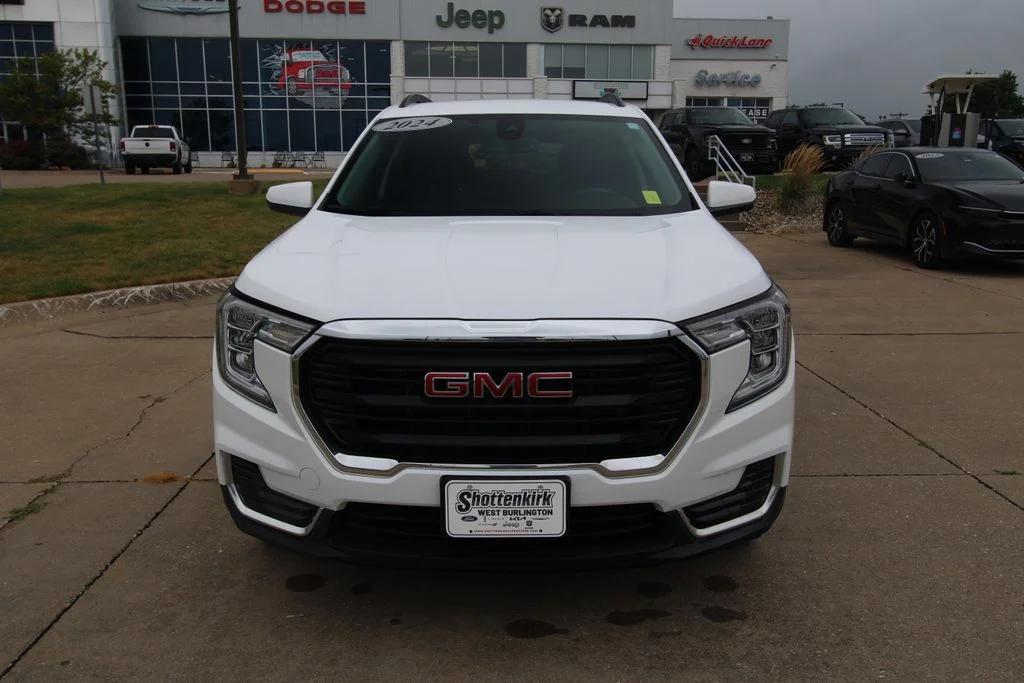 gmc terrain 2024 3GKALTEG3RL270900 image gmc terrain 2024 3GKALTEG3RL270900 image