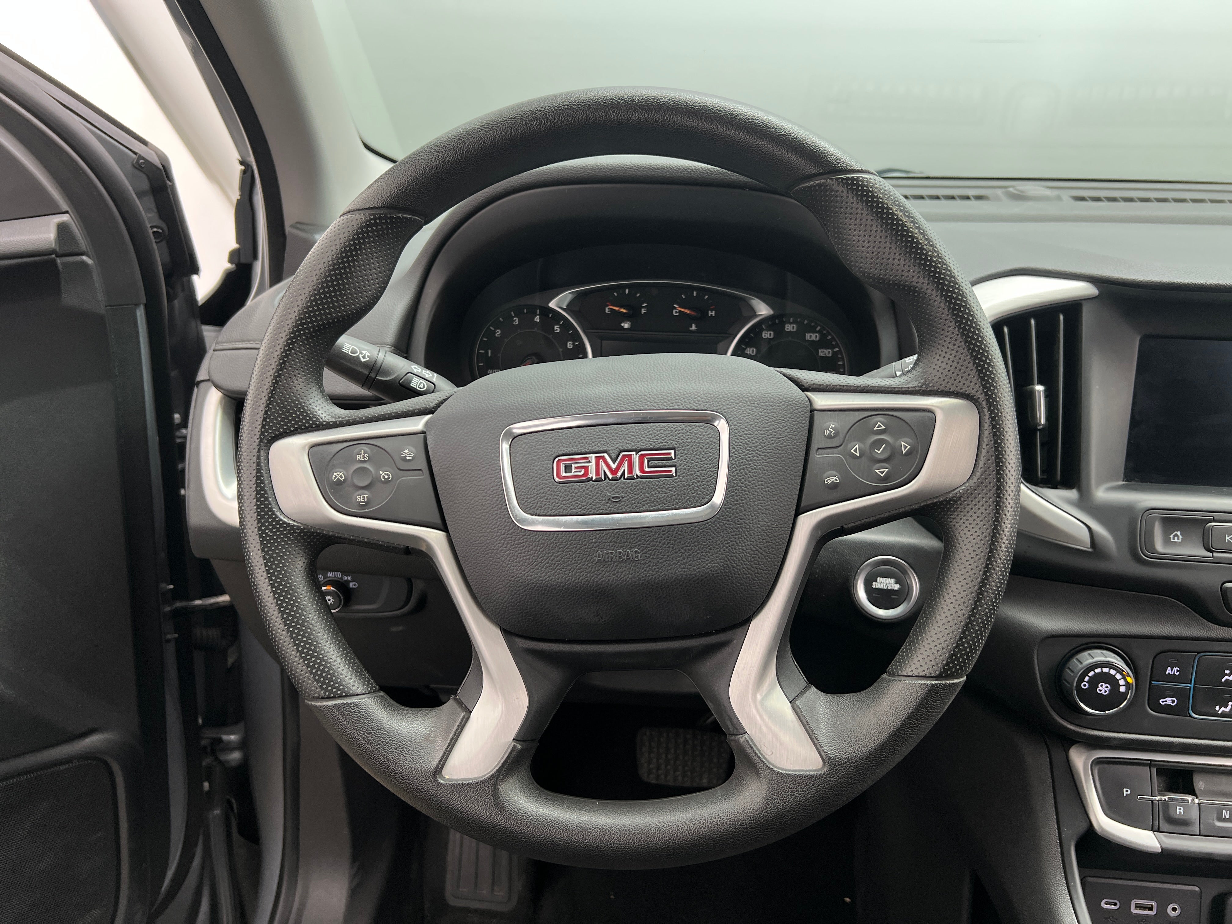 gmc terrain 2024 3GKALMEG9RL390139 image gmc terrain 2024 3GKALMEG9RL390139 image