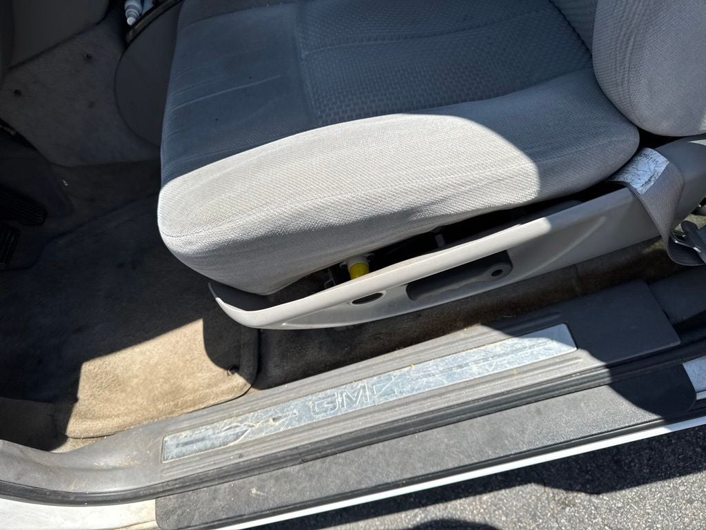 gmc envoy 2007 1GKDS13S472223952 image gmc envoy 2007 1GKDS13S472223952 image