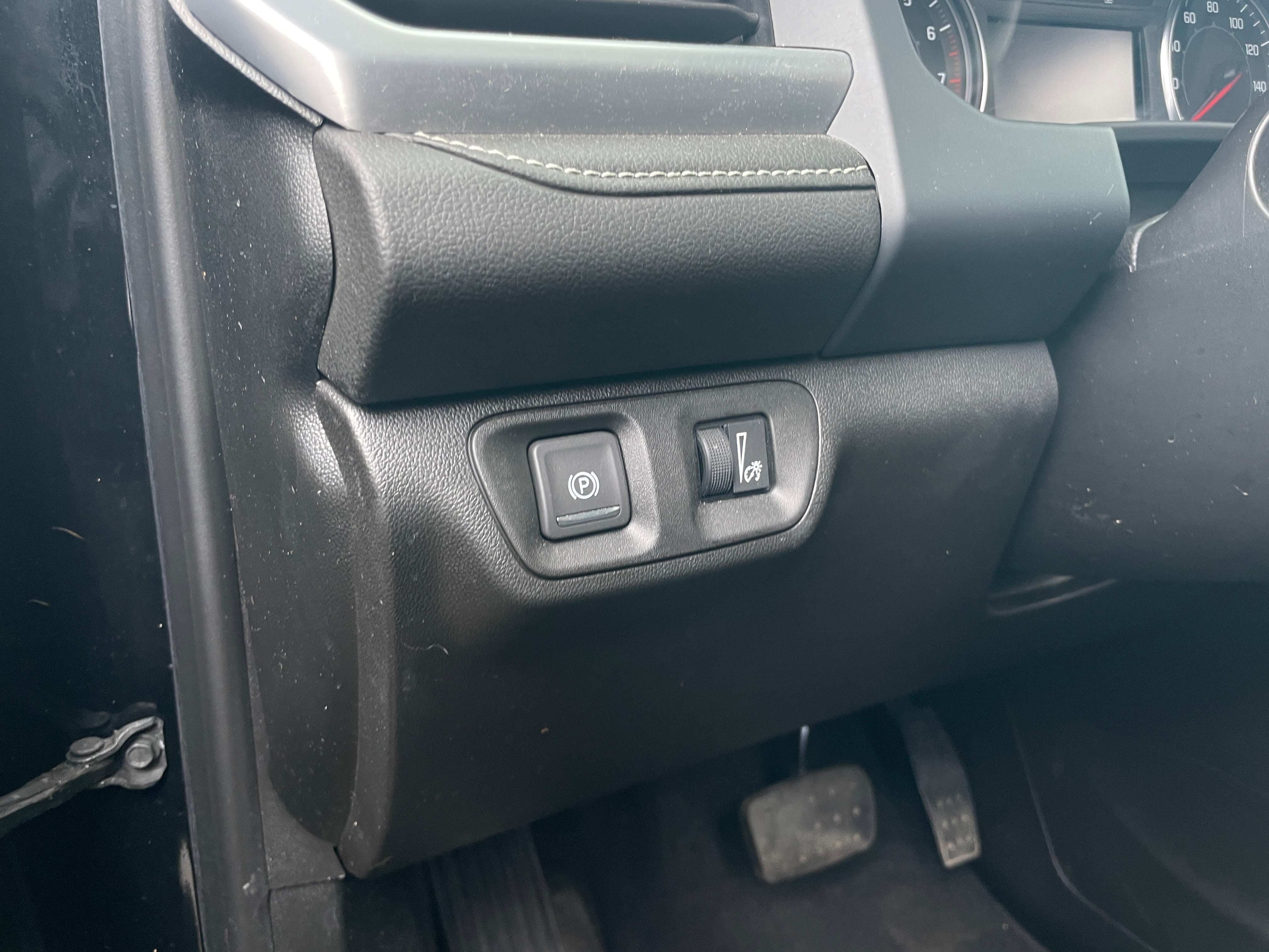 gmc acadia 2023 1GKKNRL4XPZ214064 image gmc acadia 2023 1GKKNRL4XPZ214064 image