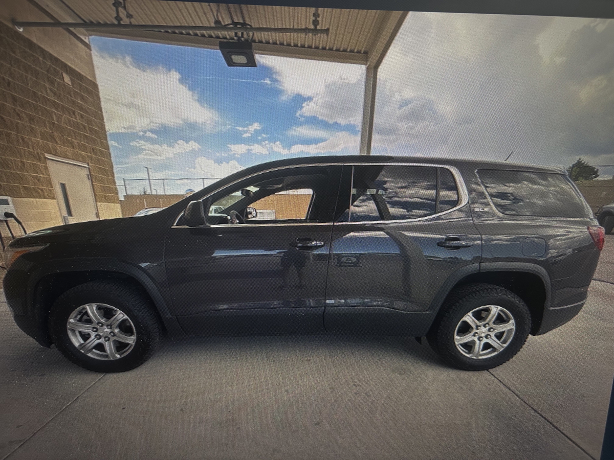gmc acadia 2019 1GKKNRLA2KZ146812 image gmc acadia 2019 1GKKNRLA2KZ146812 image