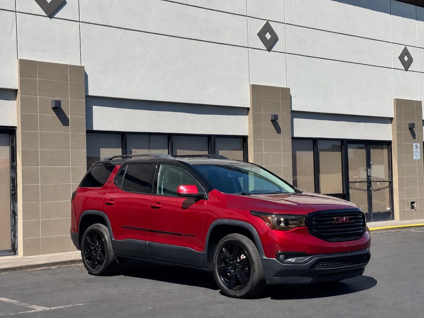 gmc acadia 2019 1GKKNNLS0KZ164341 image
