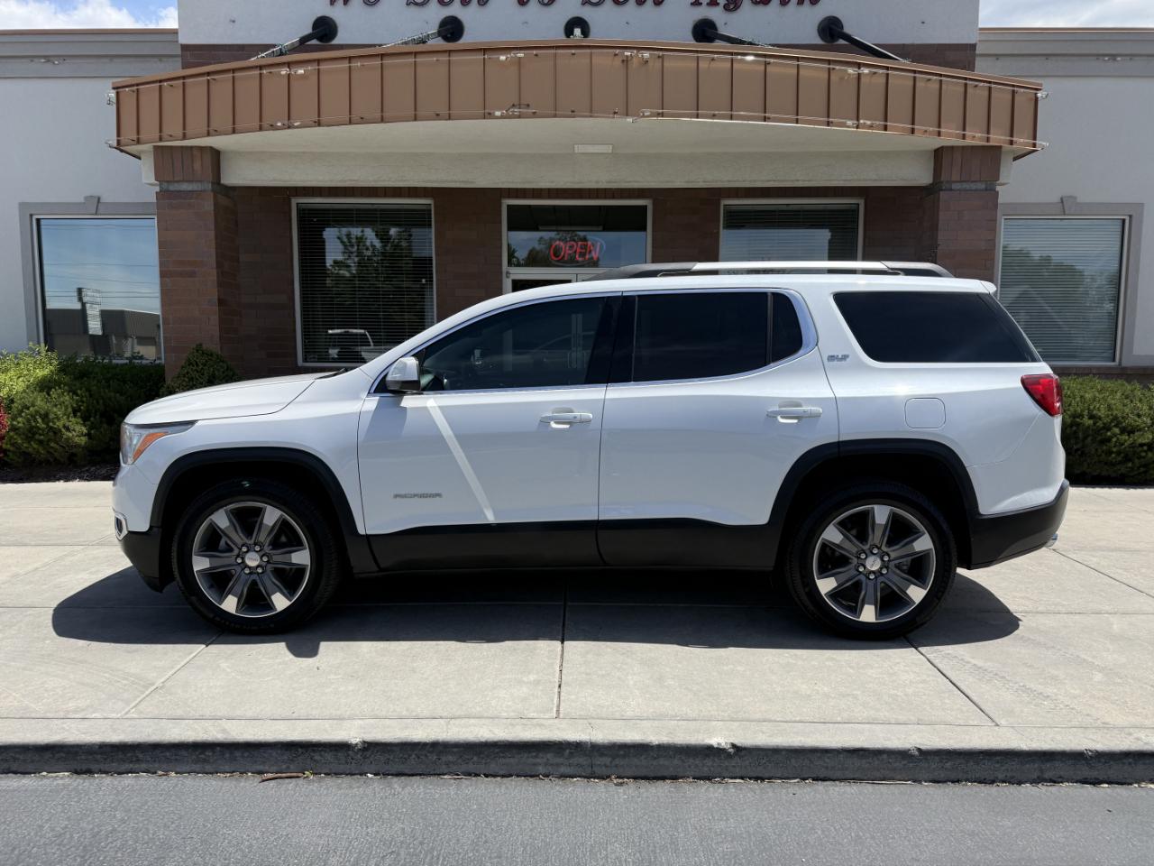 gmc acadia 2018 1GKKNWLS6JZ146043 image gmc acadia 2018 1GKKNWLS6JZ146043 image