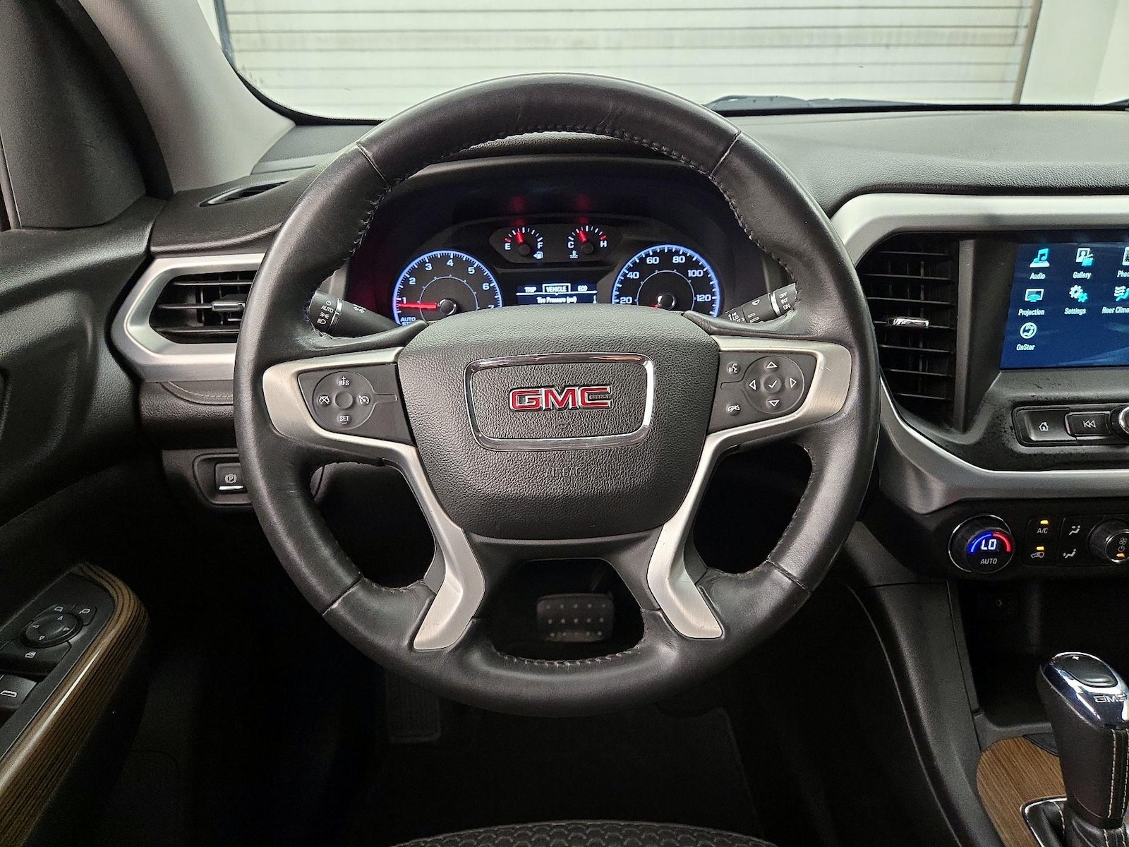 gmc acadia 2017 1GKKNKLA2HZ255660 image gmc acadia 2017 1GKKNKLA2HZ255660 image