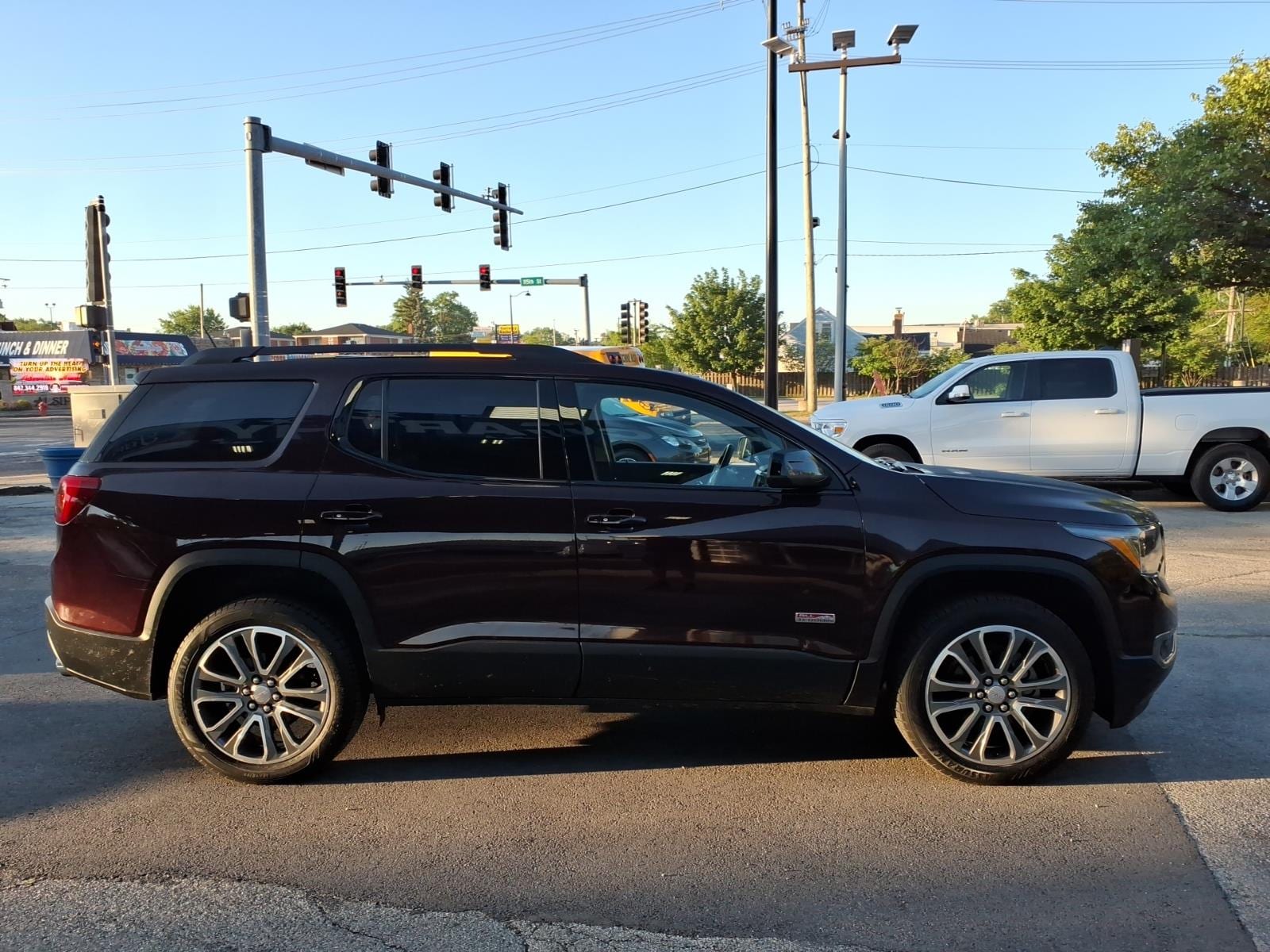 gmc acadia 2017 1GKKNVLS6HZ230092 image gmc acadia 2017 1GKKNVLS6HZ230092 image