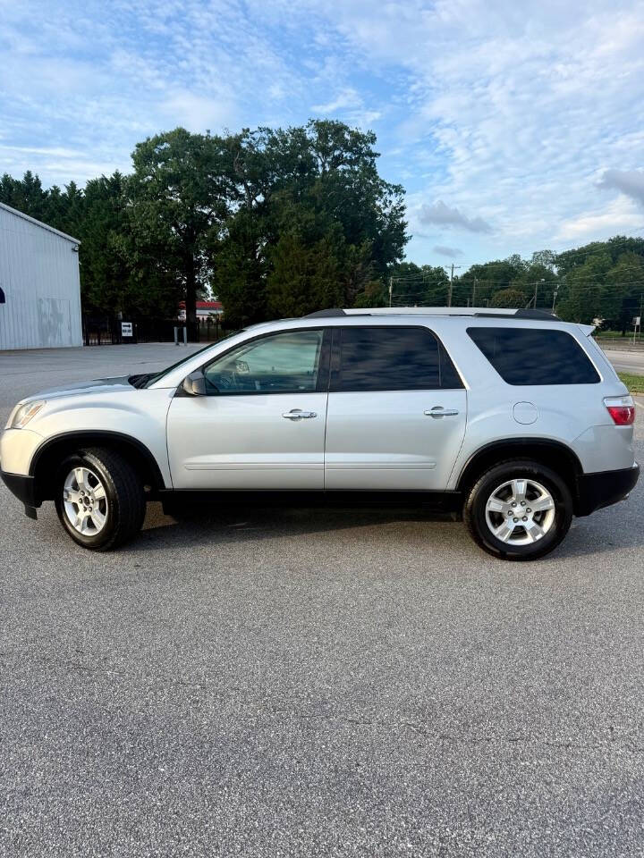 gmc acadia 2011 1GKKRNED0BJ181674 image gmc acadia 2011 1GKKRNED0BJ181674 image