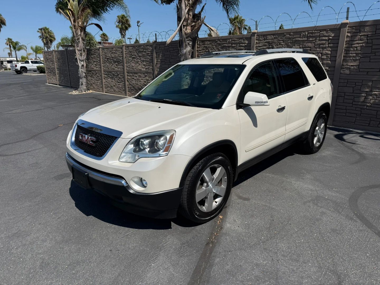 gmc acadia 2011 1GKKRRED1BJ150103 image gmc acadia 2011 1GKKRRED1BJ150103 image
