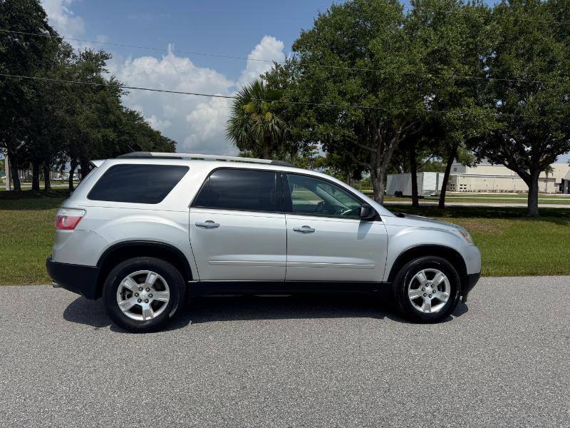 gmc acadia 2011 1GKKRNED6BJ321825 image gmc acadia 2011 1GKKRNED6BJ321825 image
