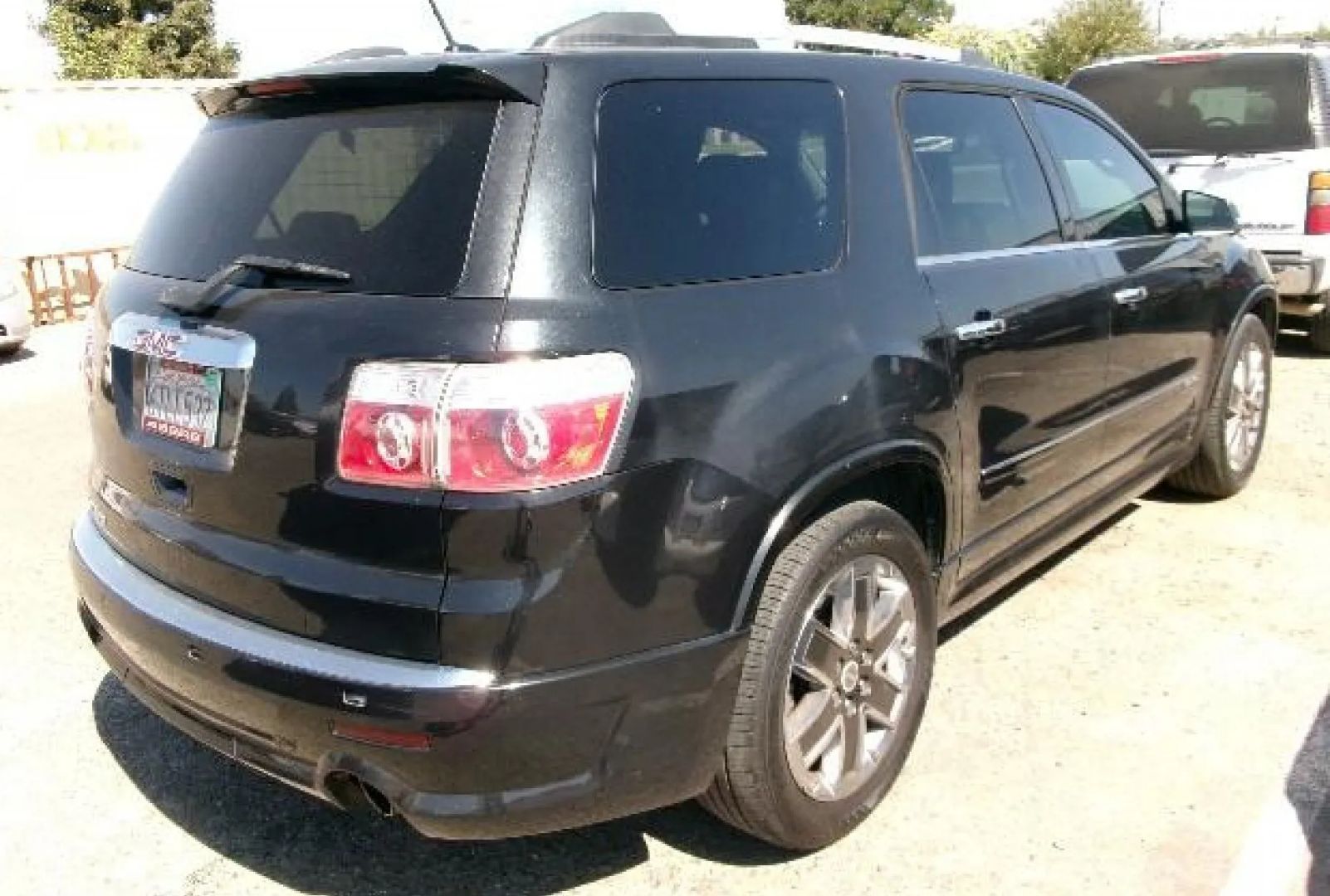 gmc acadia 2011 1GKKRTEDXBJ387542 image gmc acadia 2011 1GKKRTEDXBJ387542 image