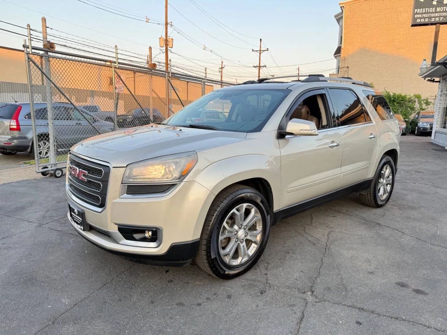 gmc acadia 2014 1GKKVRKD2EJ261800 image gmc acadia 2014 1GKKVRKD2EJ261800 image