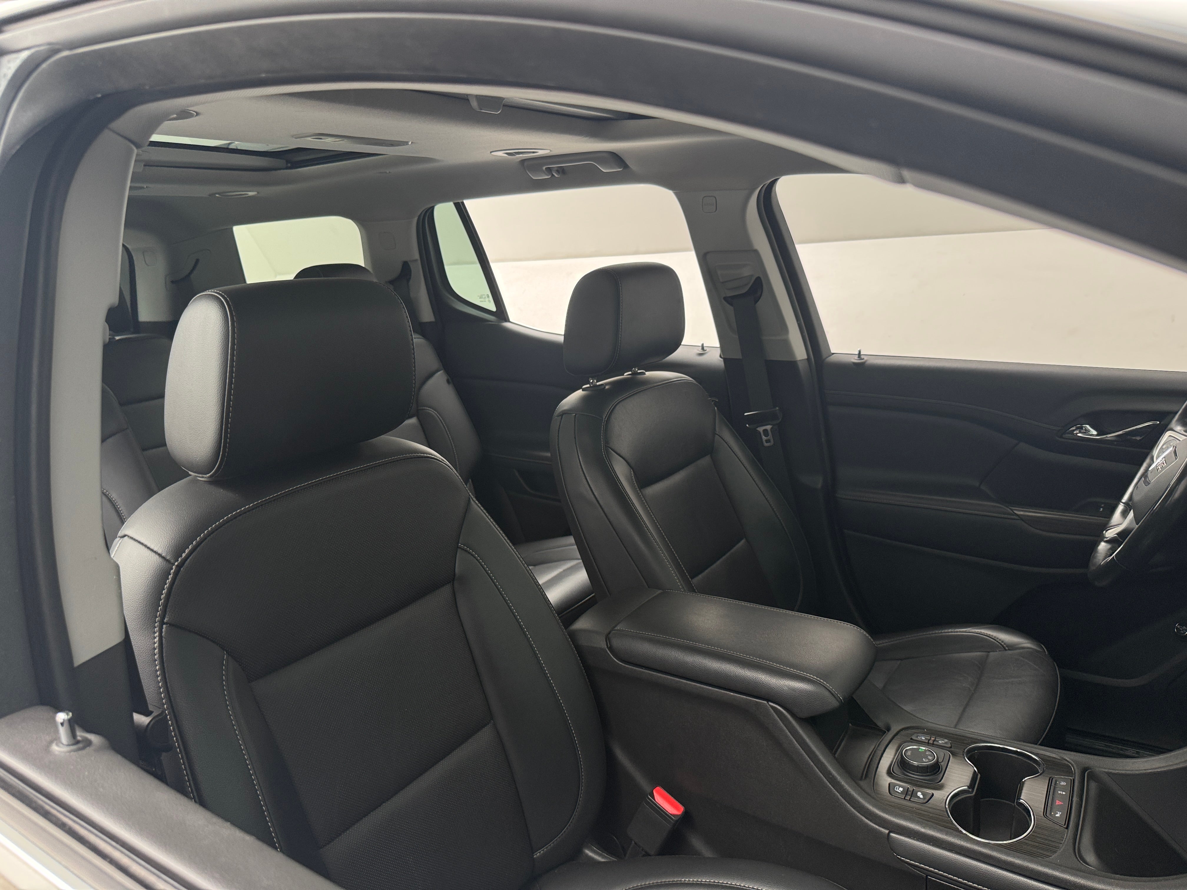 gmc acadia 2022 1GKKNUL42NZ167015 image gmc acadia 2022 1GKKNUL42NZ167015 image