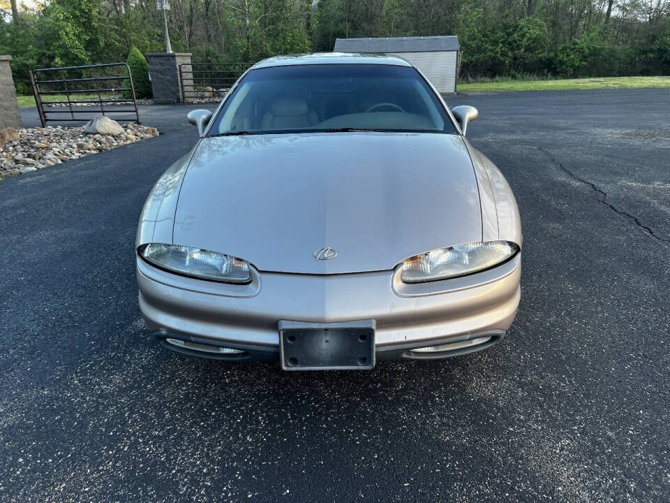 oldsmobile aurora 1999 1G3GR62C9X4107338 image oldsmobile aurora 1999 1G3GR62C9X4107338 image