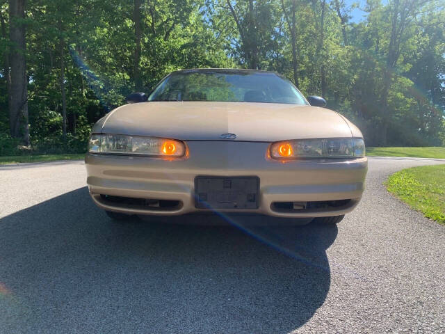 oldsmobile intrigue 2002 1G3WH52H52F222035 image oldsmobile intrigue 2002 1G3WH52H52F222035 image