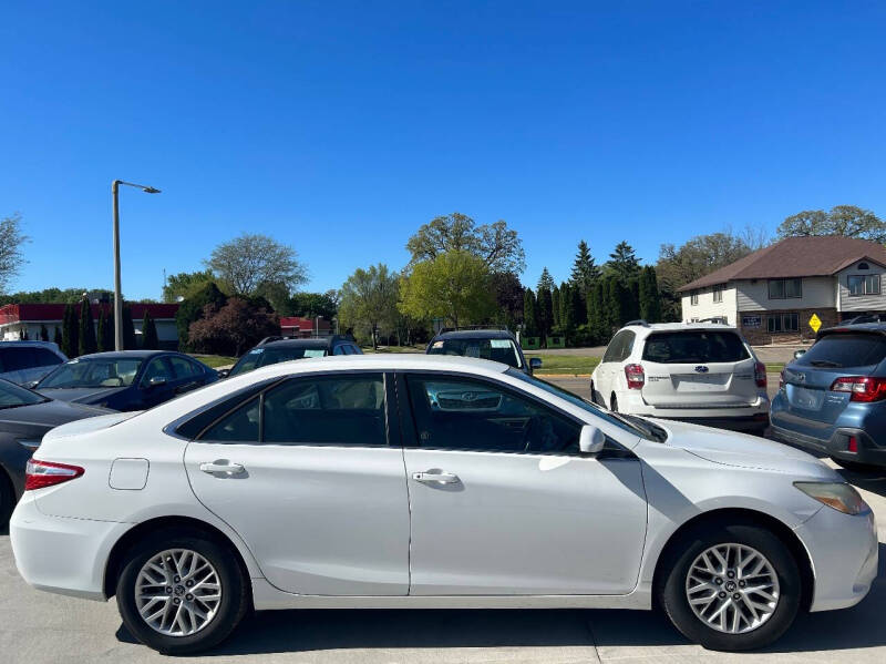 toyota camry 2016 4T1BF1FK1GU164605 image toyota camry 2016 4T1BF1FK1GU164605 image