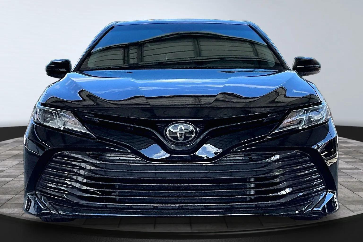 toyota camry 2019 4T1B11HK1KU252705 image toyota camry 2019 4T1B11HK1KU252705 image