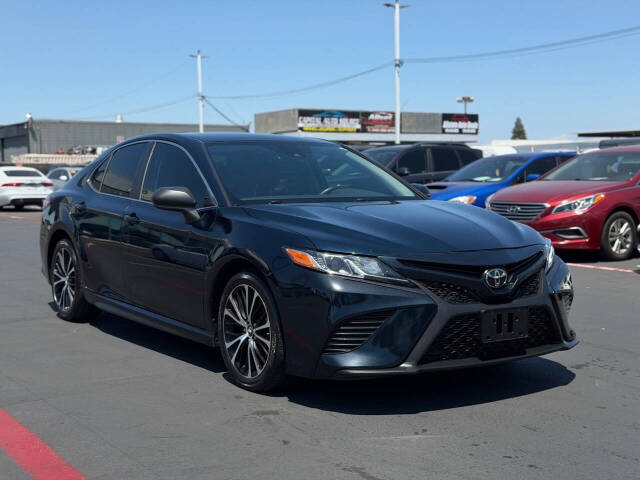 toyota camry 2019 4T1B11HK2KU748838 image toyota camry 2019 4T1B11HK2KU748838 image