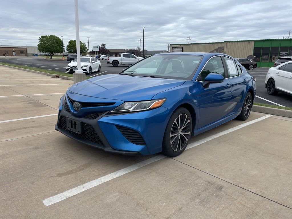 toyota camry 2019 4T1B11HK4KU240452 image toyota camry 2019 4T1B11HK4KU240452 image