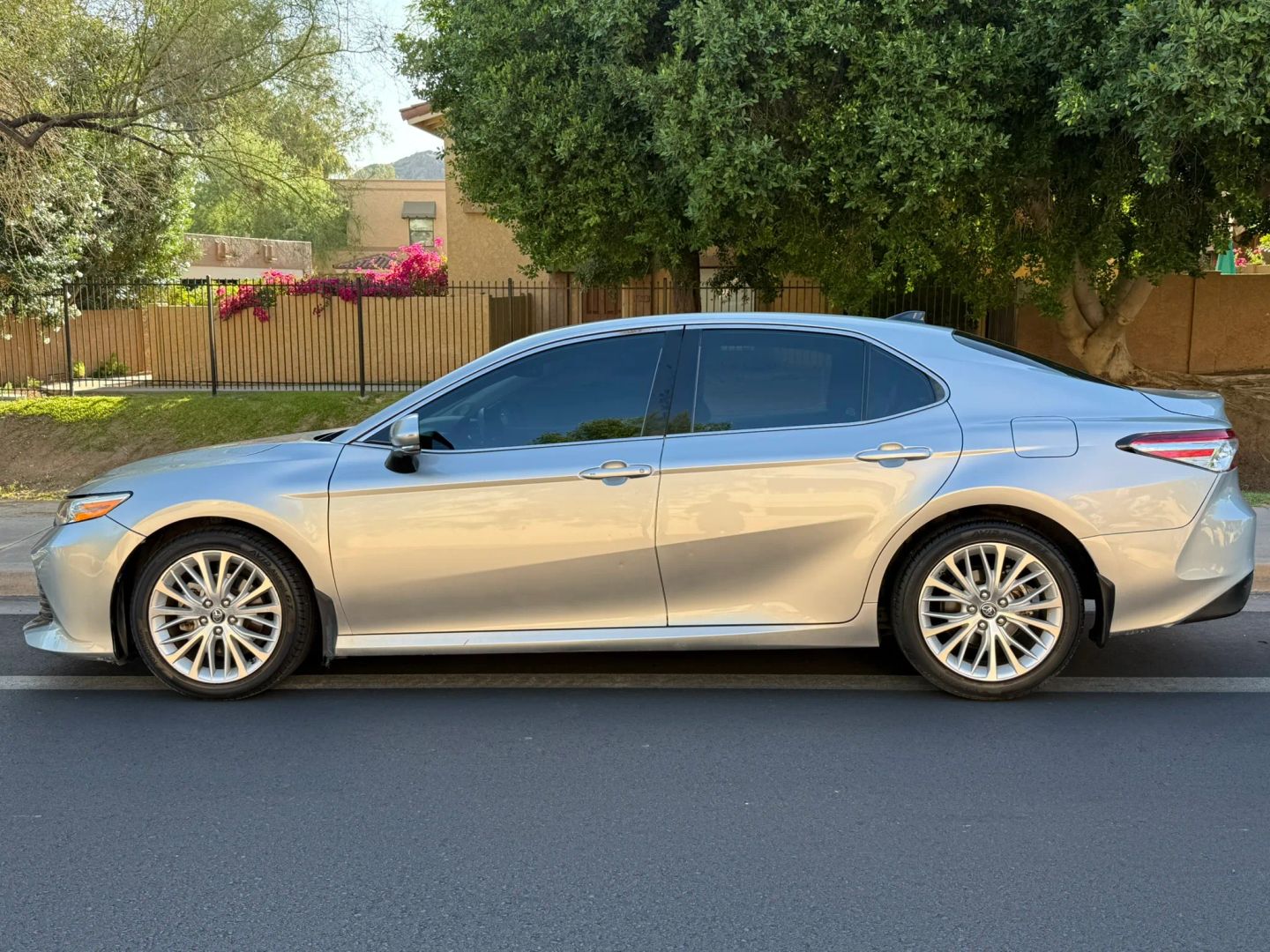 toyota camry 2019 4T1B11HK0KU775441 image toyota camry 2019 4T1B11HK0KU775441 image