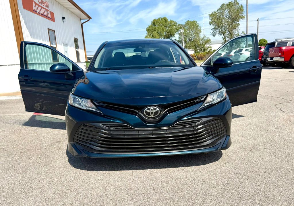 toyota camry 2019 4T1B11HK0KU801617 image toyota camry 2019 4T1B11HK0KU801617 image