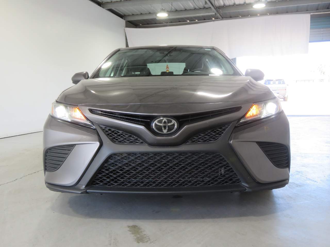 toyota camry 2019 4T1B11HK9KU200917 image toyota camry 2019 4T1B11HK9KU200917 image