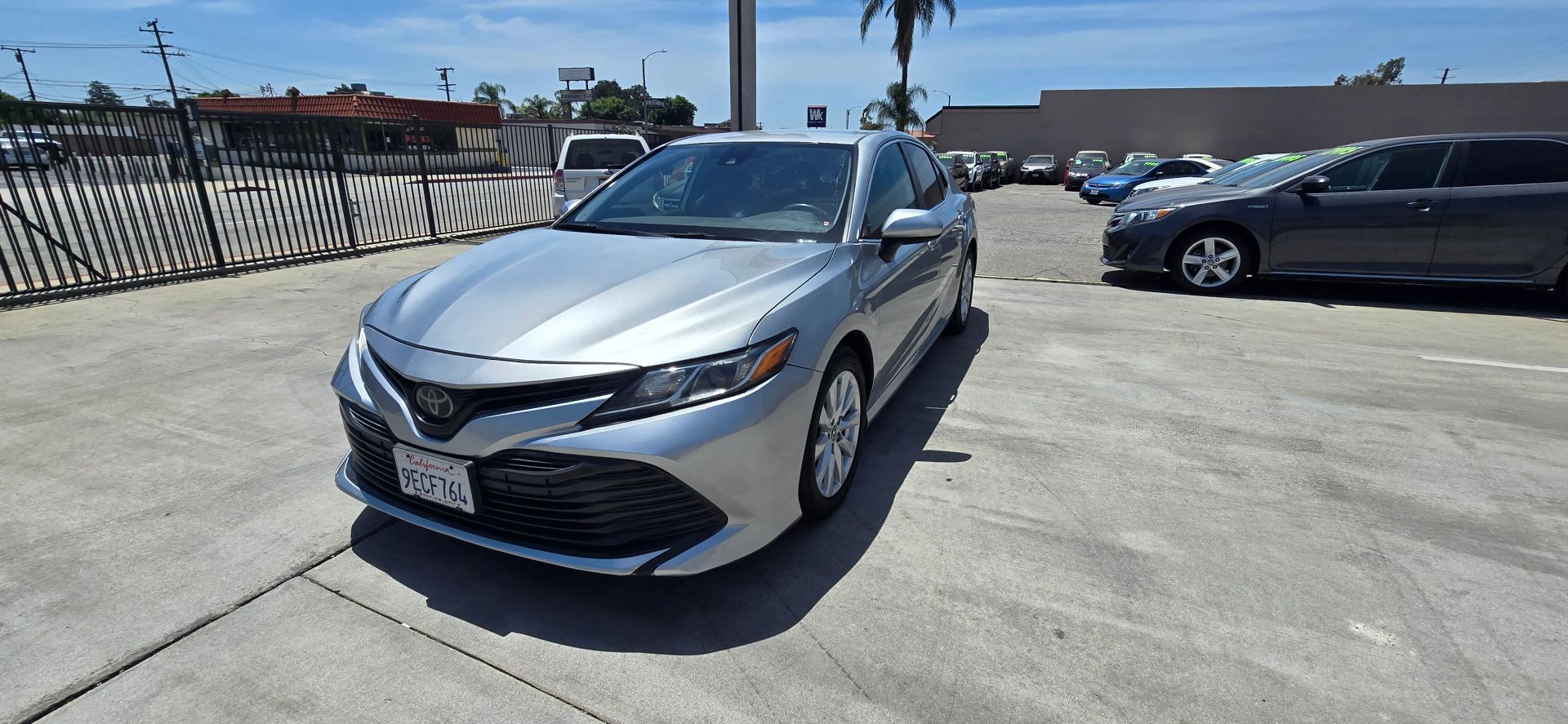 toyota camry 2019 4T1B11HK1KU807250 image toyota camry 2019 4T1B11HK1KU807250 image