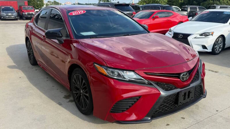 toyota camry 2019 4T1B11HK4KU186635 image toyota camry 2019 4T1B11HK4KU186635 image