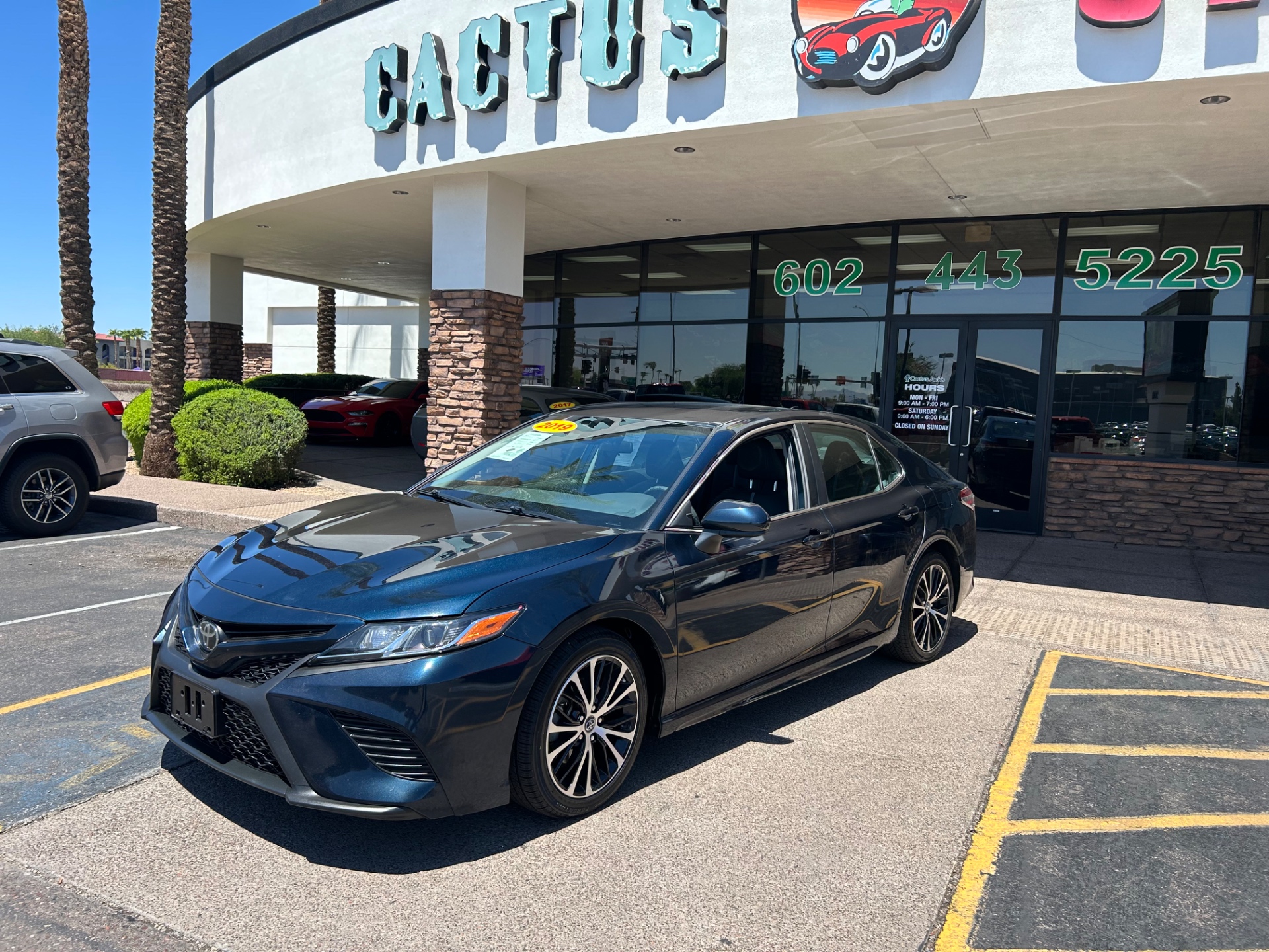 toyota camry 2019 4T1B11HK1KU731531 image toyota camry 2019 4T1B11HK1KU731531 image