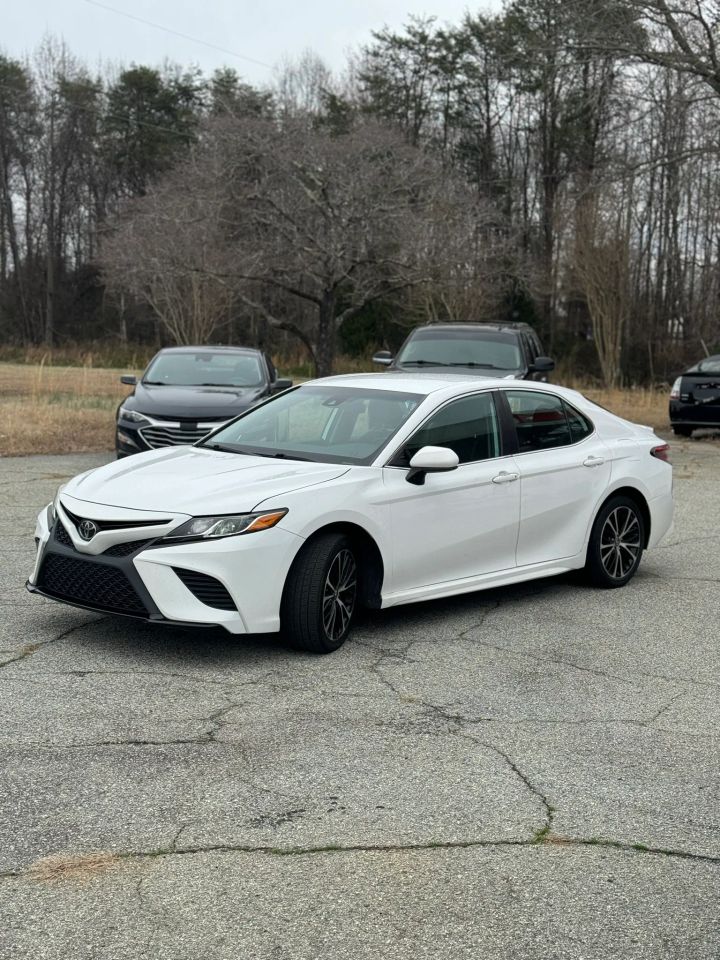 toyota camry 2019 4T1B11HK4KU163551 image toyota camry 2019 4T1B11HK4KU163551 image