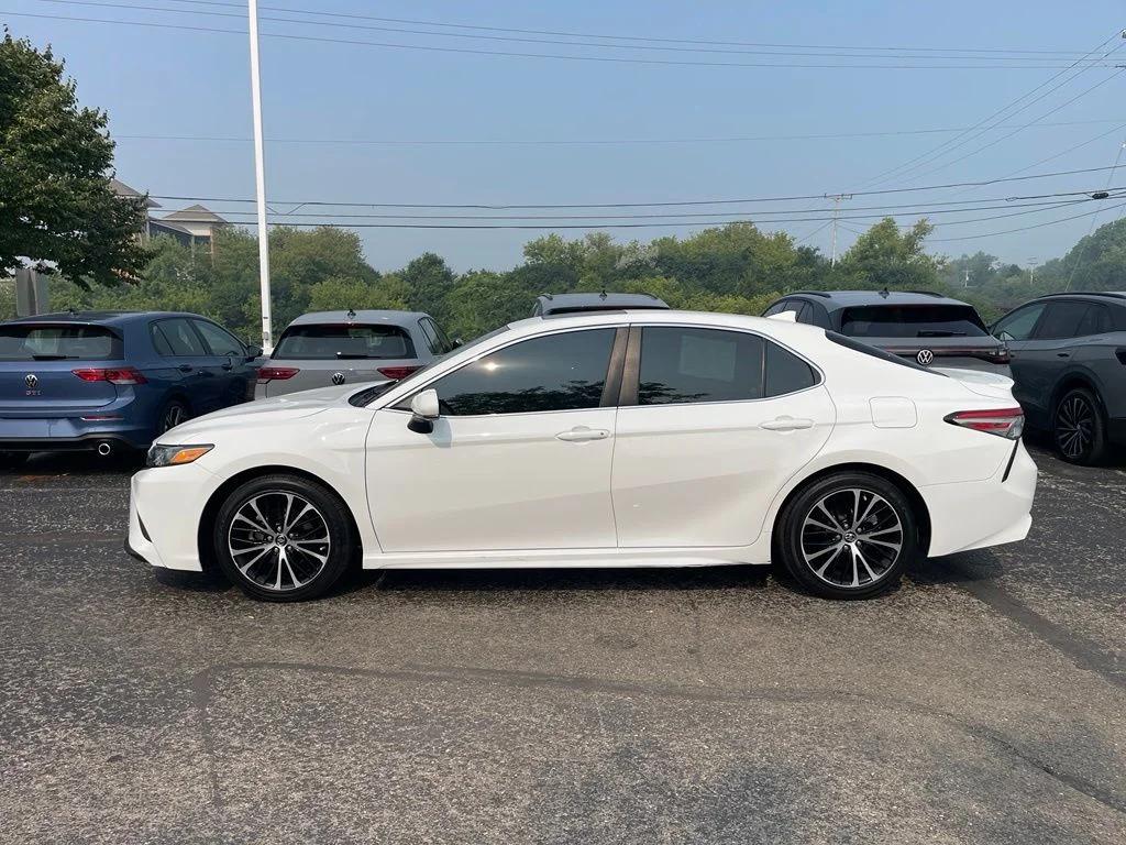 toyota camry 2019 4T1B11HK4KU725190 image toyota camry 2019 4T1B11HK4KU725190 image