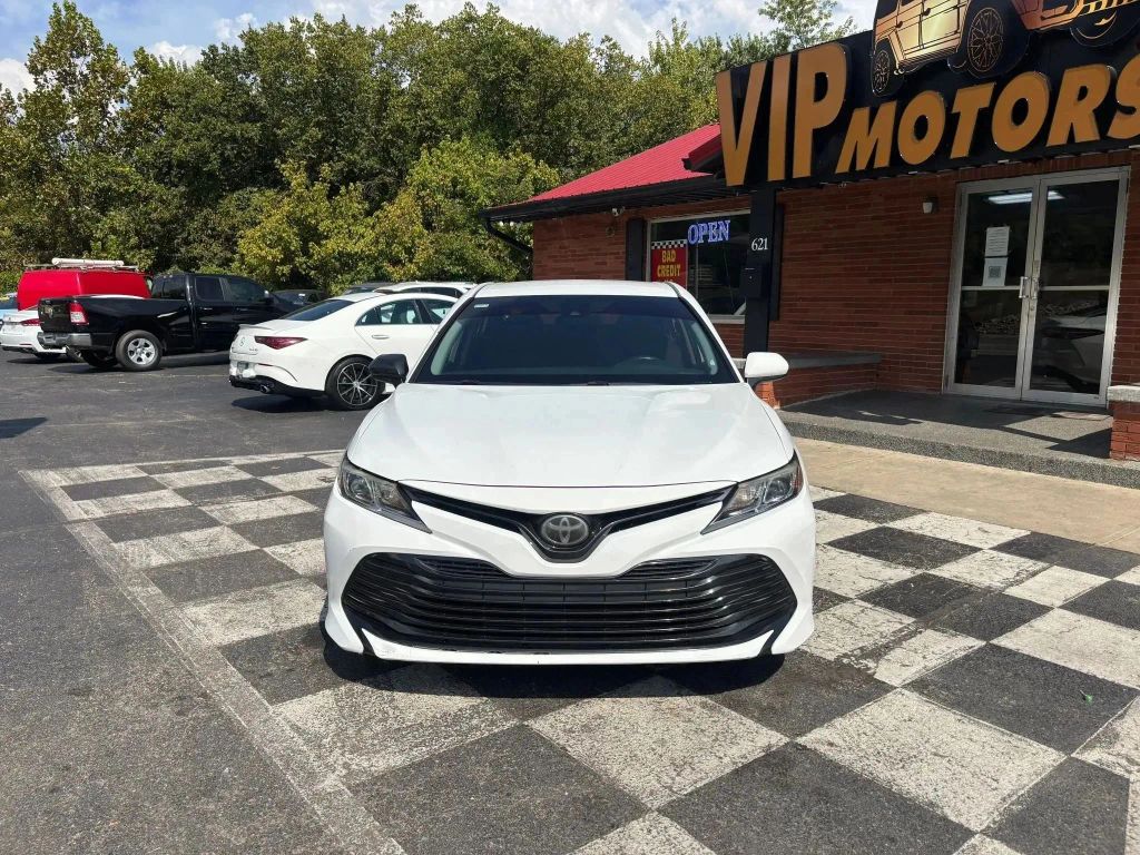 toyota camry 2019 4T1B11HK7KU237402 image toyota camry 2019 4T1B11HK7KU237402 image