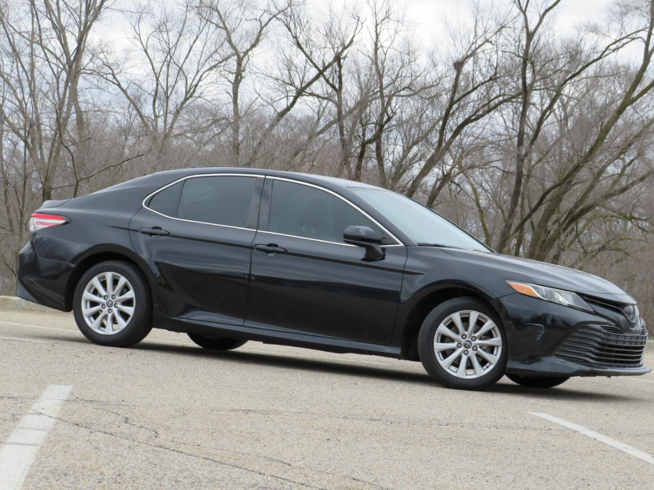 toyota camry 2019 4T1B11HKXKU810549 image toyota camry 2019 4T1B11HKXKU810549 image